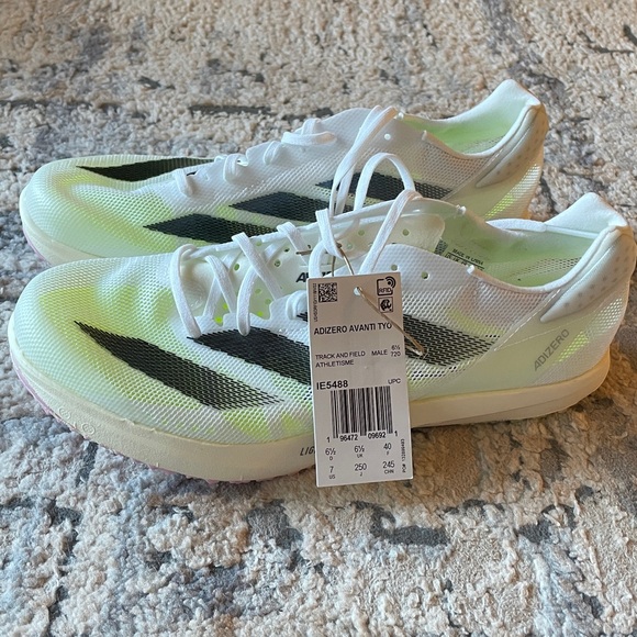 adidas ADIZERO AVANTI TYO SPIKE *brand new* - Picture 1 of 6